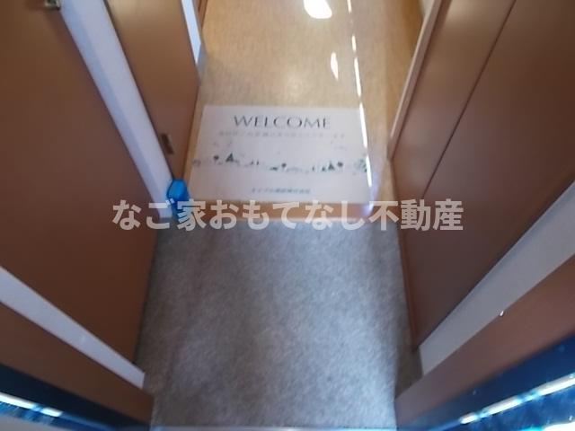 玄関　同型タイプ