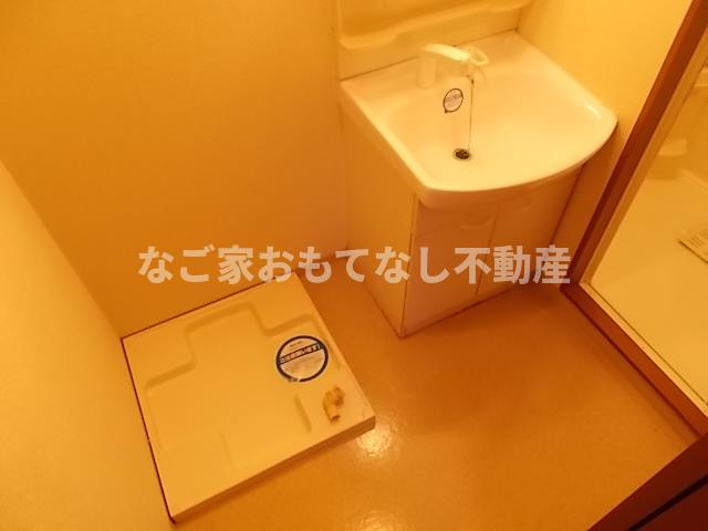洗面設備　同型タイプ