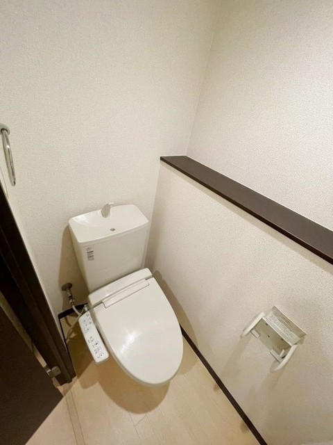 トイレ　別部屋同仕様タイプ
