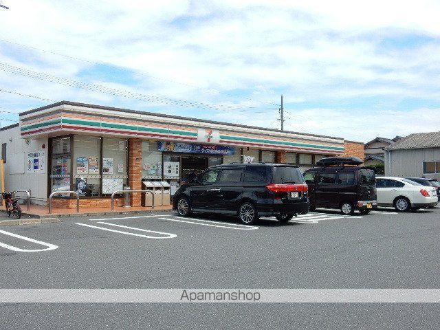 コンビニ　セブンイレブン／千鳥町店（コンビニ）まで210m