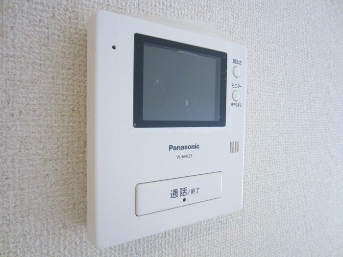 セキュリティ　訪問者の顔を確認出来るモニター付きインターホン☆