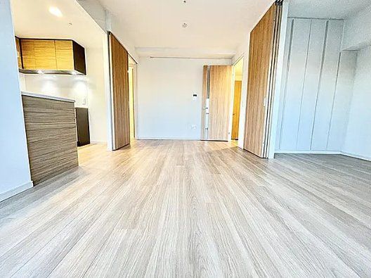 フレンシア四谷左門町の居間写真