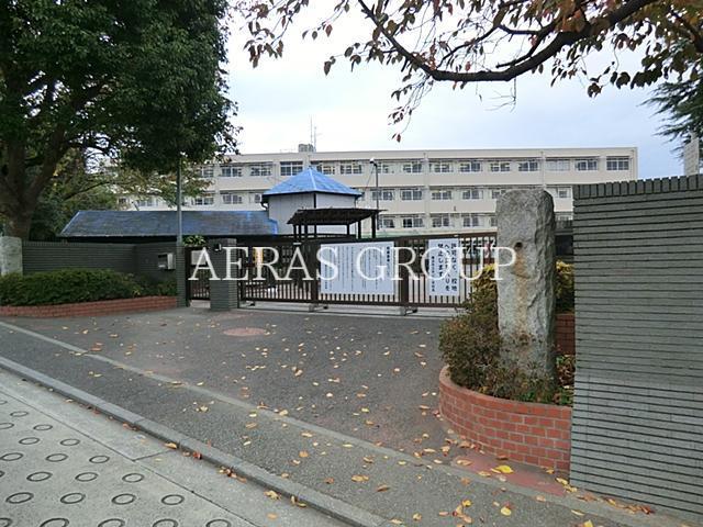 小学校　横浜市立中川小学校（小学校）まで1032m