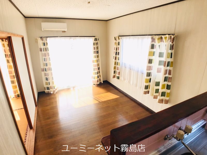 富士ハイツIIの居間写真