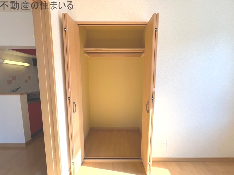 プルメリア川沿の内装写真