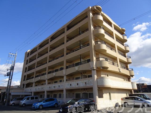 建物外観　エレベーター付きマンション♪