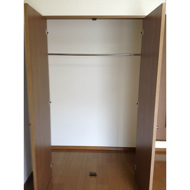 収納　クローゼットです。