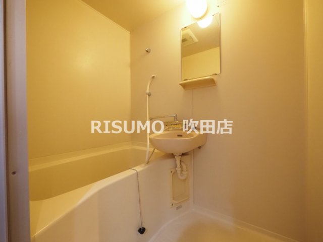 バス・シャワールーム　詳細は、RISUMO吹田店までお問い合わせ下さい♪