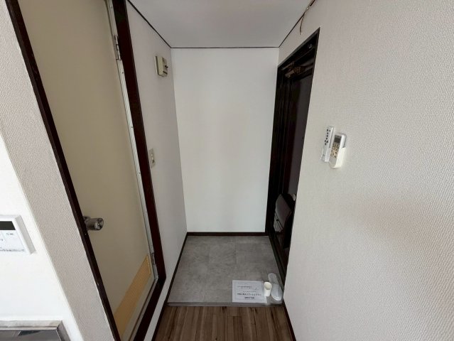 RIZEONE東住吉IIの玄関写真