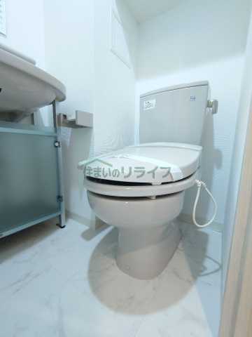 東京メトロ南北線 本駒込駅 徒歩4分 8階建 築23年のトイレ写真