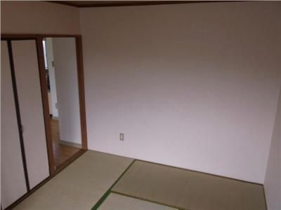 ＪＲ中央線 立川駅 バス乗車時間：21分 最寄りバス停で下車 徒歩4分 4階建 築40年の内装写真