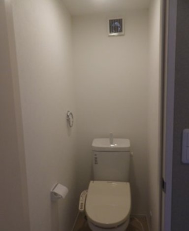 東京メトロ千代田線 町屋駅 徒歩6分 3階建 築11年のトイレ写真