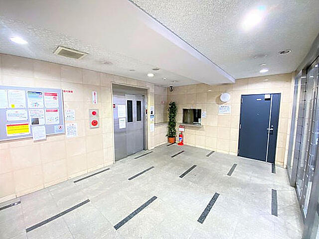 ロビー