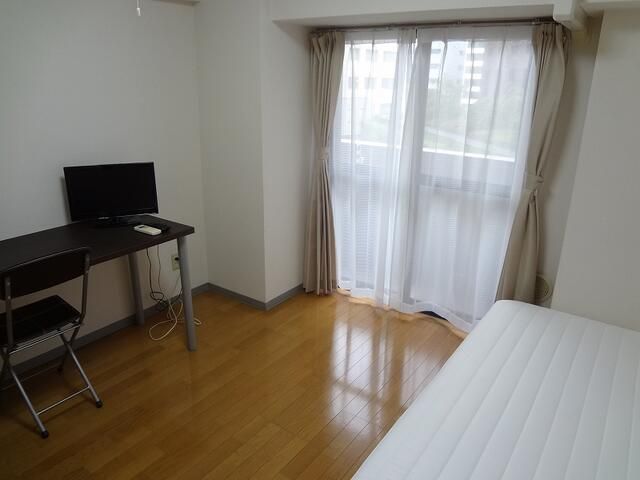 居室・リビング　※別部屋の参考写真です。
