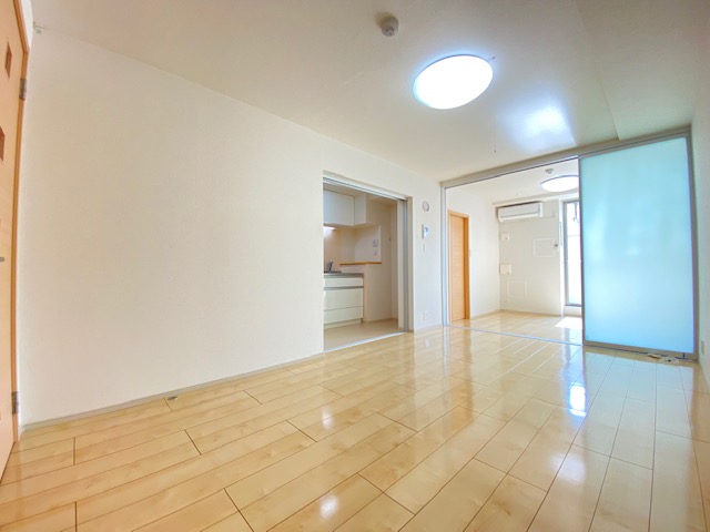 居室・リビング　同タイプ使用です