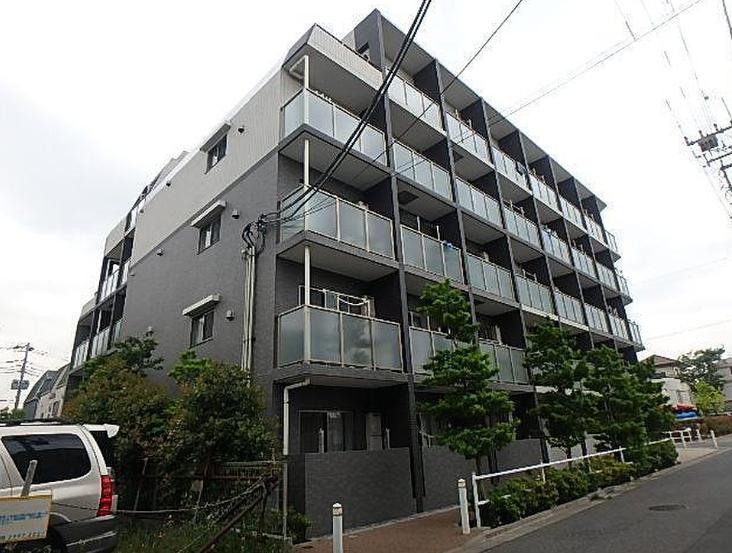 板橋区三園のマンションの建物外観