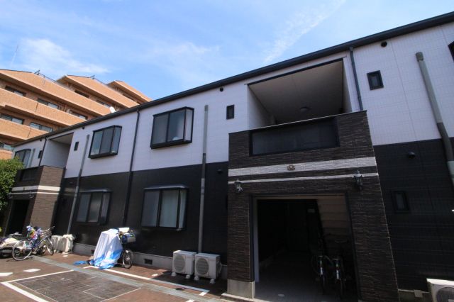 神戸市長田区西代通のアパートの建物外観