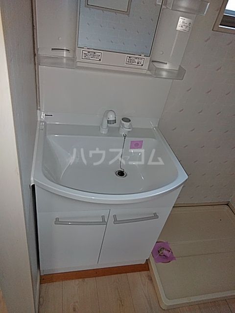 【川崎市多摩区西生田のアパートの洗面設備】