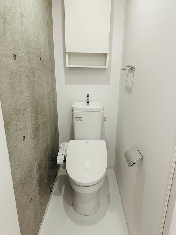 トイレ　別号室参考写真