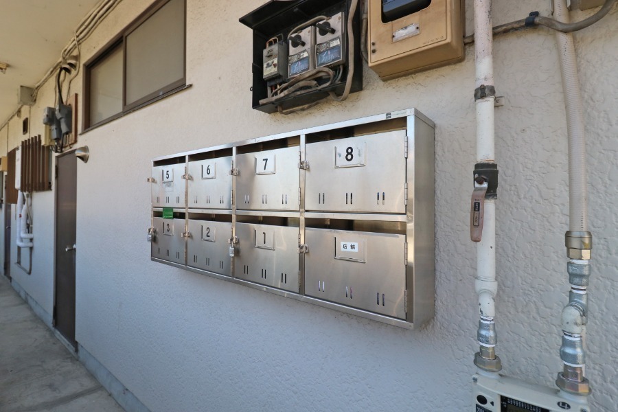 エントランス　集合ポスト