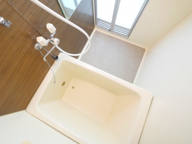 バス・シャワールーム　お風呂です