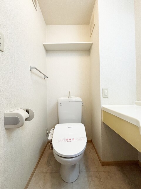 洗面設備　シャワー付洗面台