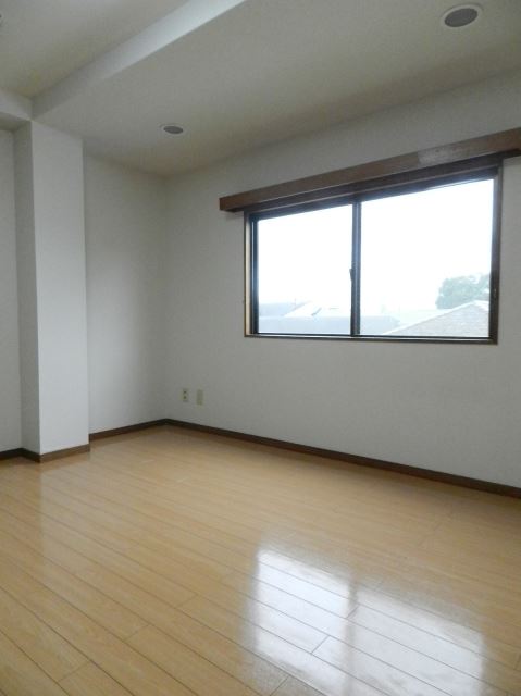 居室・リビング　明るいお部屋