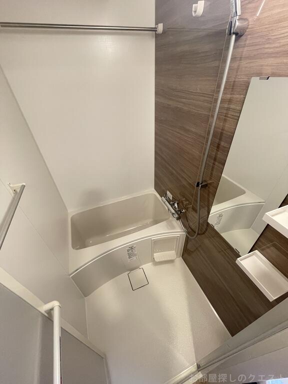 バス・シャワールーム　（写真は同タイプ）