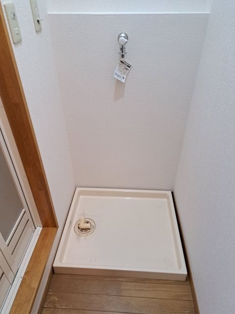 洗面設備　洗濯機置き場