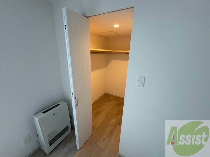 収納　嬉しいウォークインクローゼット仕様です！！