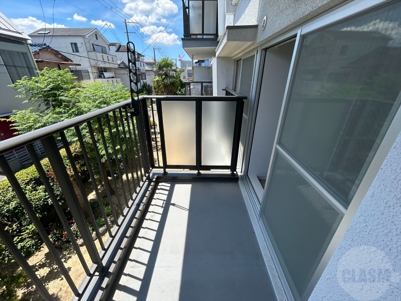 バルコニー　南向きなので日当たり良好です