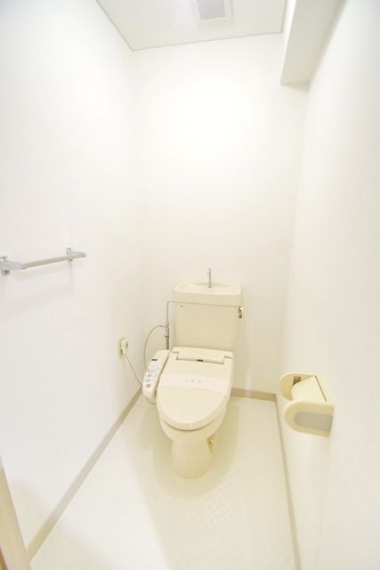 トイレ　★お部屋探しはタウンハウジング稲田堤店まで★