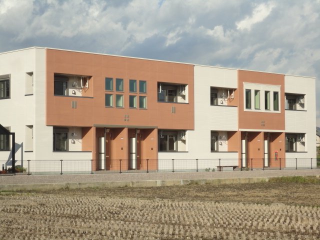 建物外観　外観写真（昼）