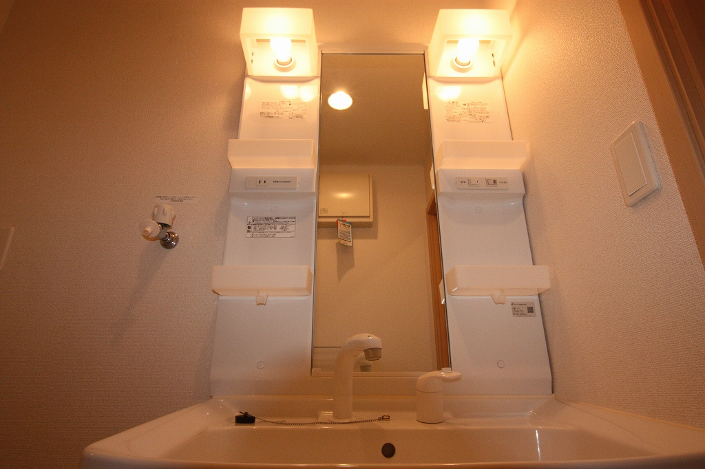 洗面設備　洗髪洗面台