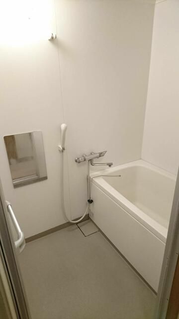 バス・シャワールーム　ヴェラハイツ赤坂新坂町