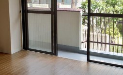 バルコニー　ヴェラハイツ赤坂新坂町