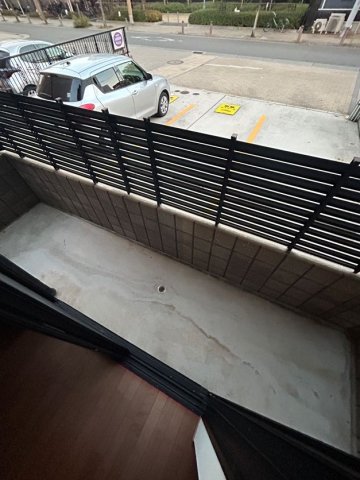 バルコニー　バルコニーがあります