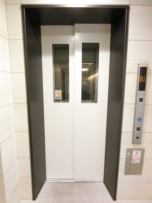 その他設備　昇降楽々エレベーター