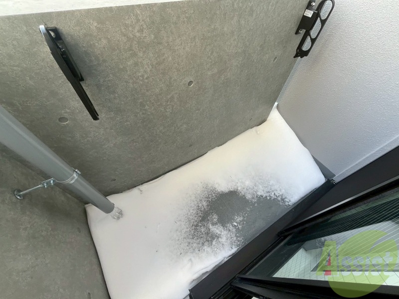 バルコニー　バルコニーです。洗濯物を干したり一息ついたりできますね！