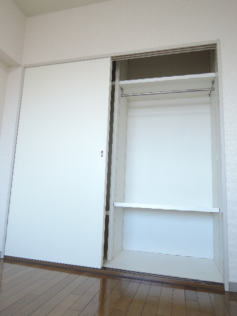 収納　高さのある収納