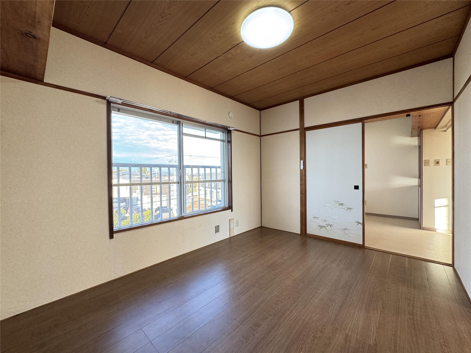 居室・リビング　洋室6帖のお部屋です♪日当たり良好☆