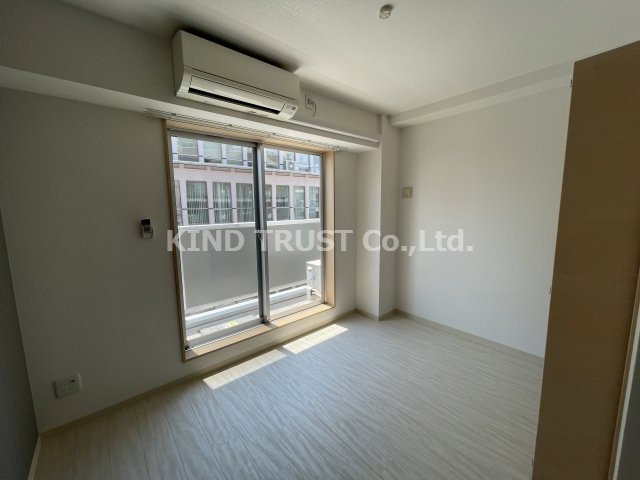 居室・リビング　広々とした洋室です