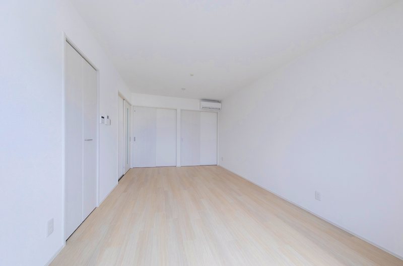 居室・リビング　お一人暮らしにおススメの広さです♪