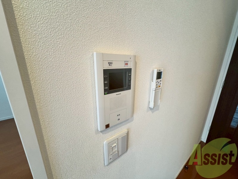 セキュリティ　インターホンです。オートロック付きで安心のマンションです。