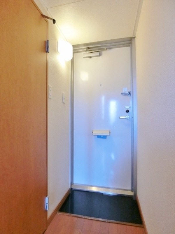 玄関　図面と現状に相違がある場合には現状を優先