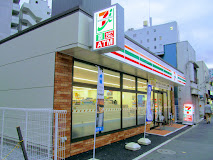 コンビニ　セブンイレブン 本郷三丁目駅前店（コンビニ）まで167m