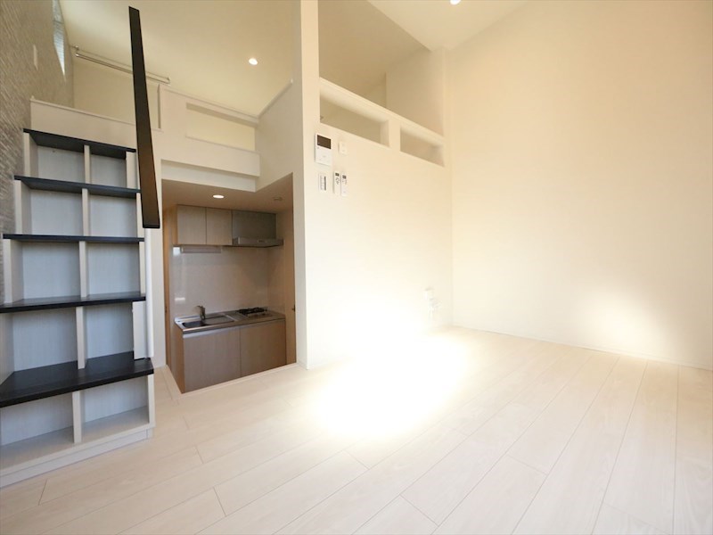 居室・リビング　洋室6帖　ロフト6.2帖（収納にも使えます）　同仕様写真