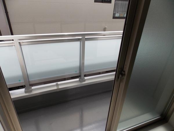バルコニー　別のお部屋の写真です。