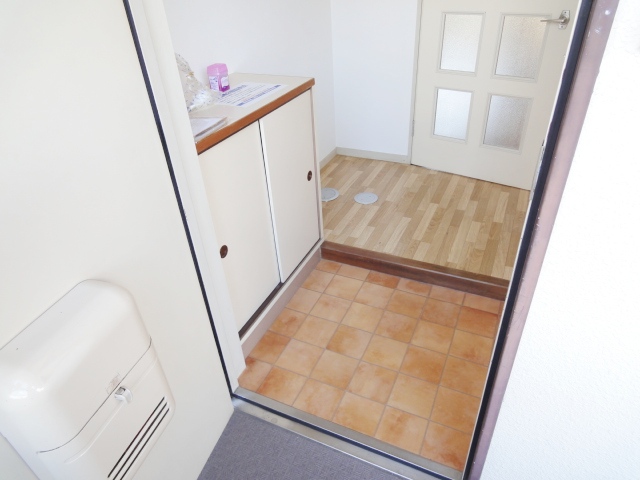 玄関　同物件別号室