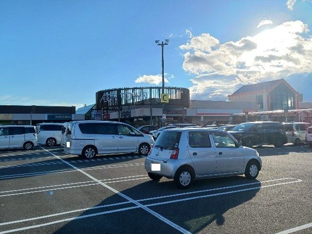 ショッピングセンター　イオンタウン弥冨（ショッピングセンター）まで1270m